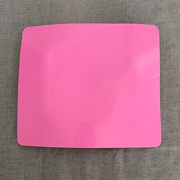 ezpz Peppa Pig Toddler Pink Reusable Bowl Placemat Tray Silicone Suction - Picture 7 of 8